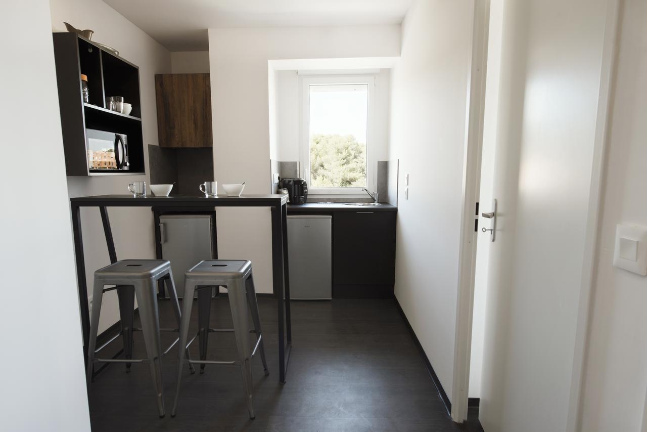 Residence Uxco Kampus 30 Ex Suiteasy Nimes Exterior photo